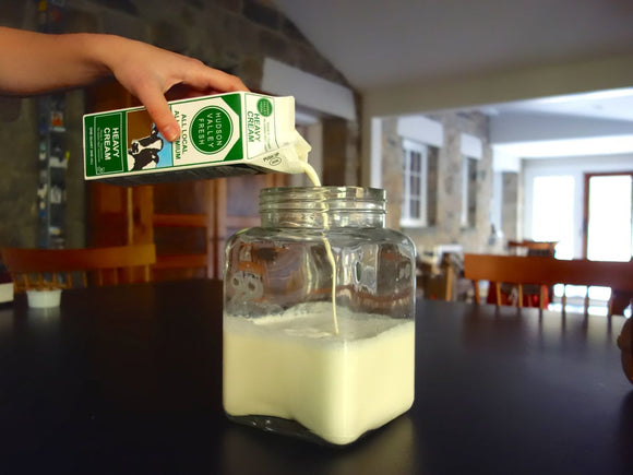 How to Make Cultured Cream